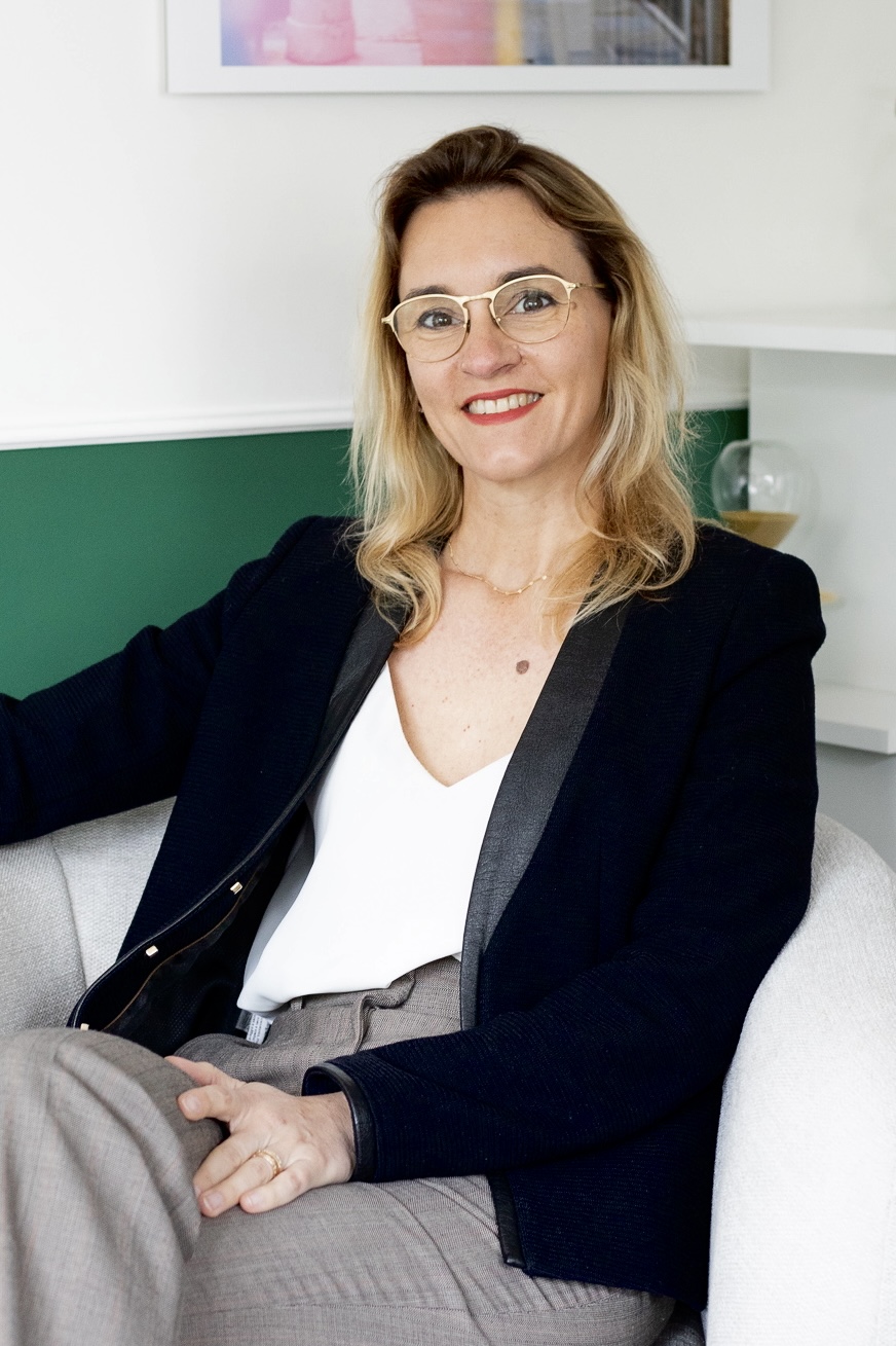 Justine HENRY, avocate d'affaires et business coach à VINCENNES